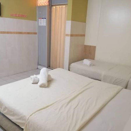 White Hotel Malacca Kültér fotó