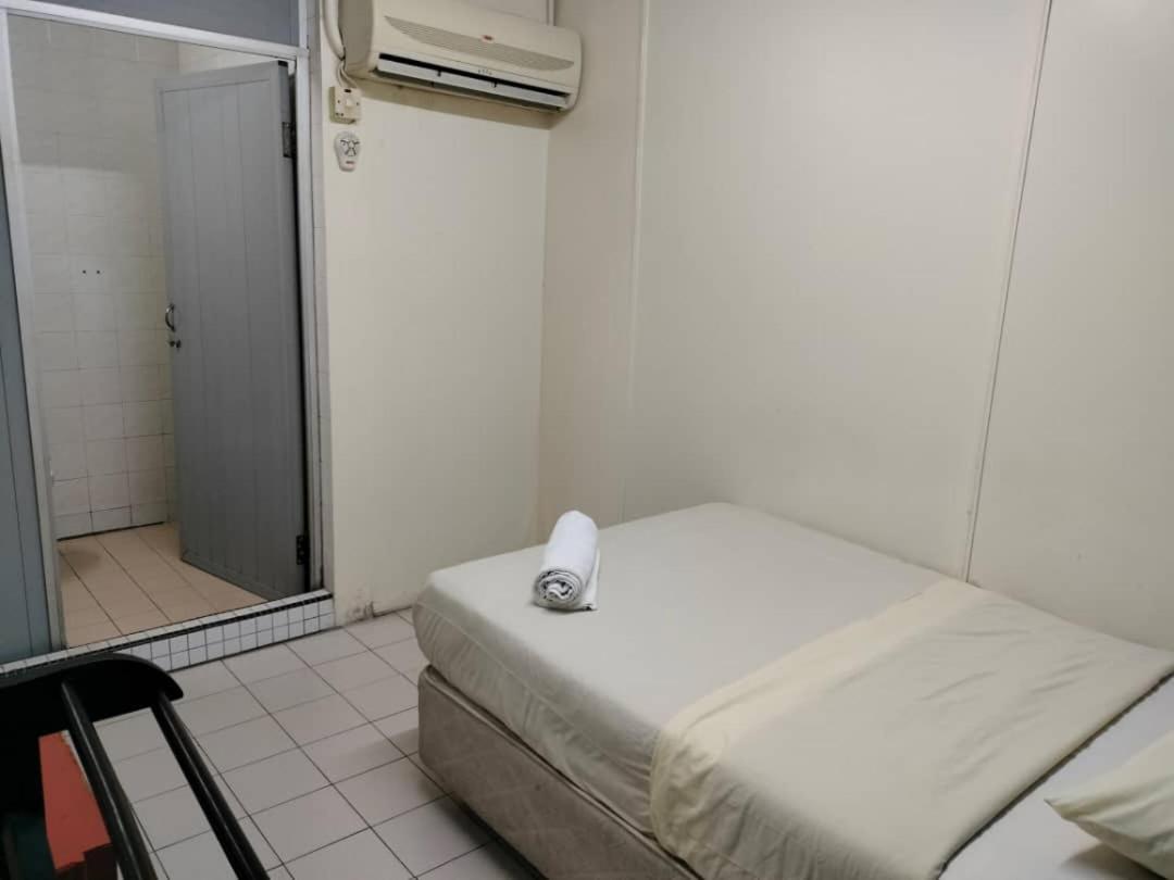 White Hotel Malacca Kültér fotó